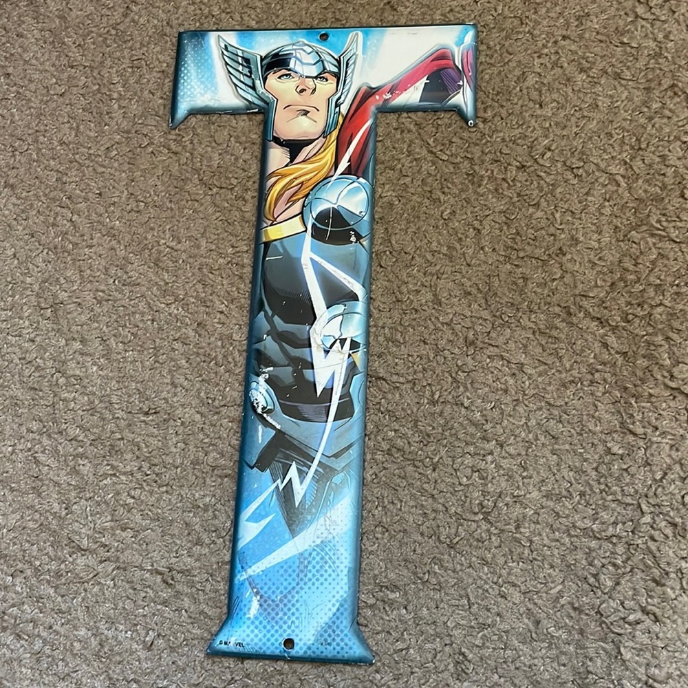 Thor letter T